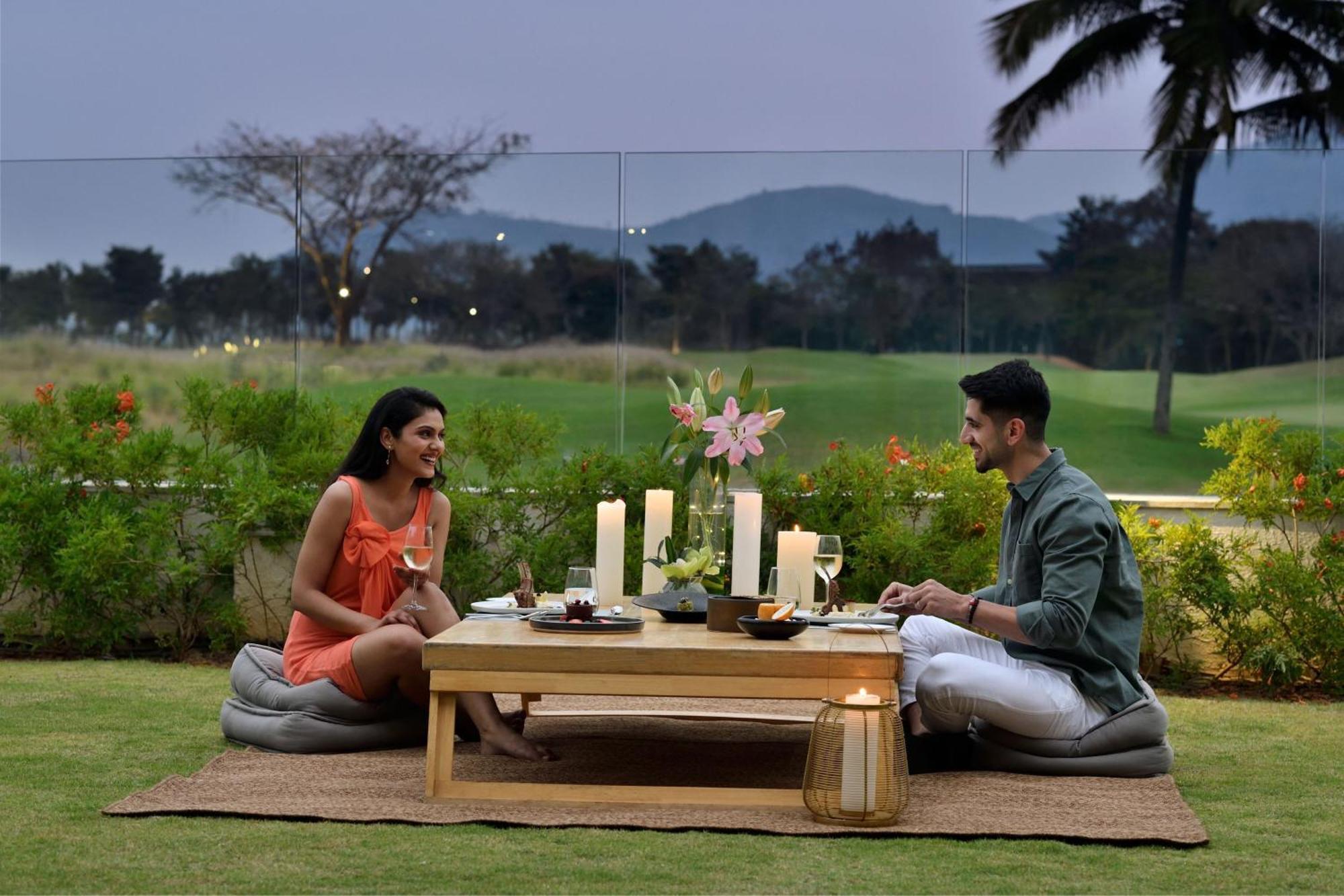 Jw Marriott Hotel Bengaluru Prestige Golfshire Resort & Spa Avati Exterior photo
